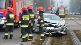 Kolizja na skrzyżowaniu Popiełuszki z Krasińskiego