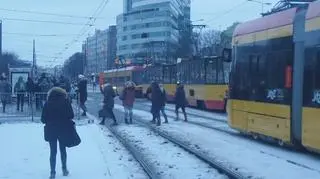 Zepsuty tramwaj na rondzie Kercelak 