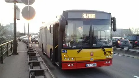 Zderzenie na Trasie AK. Kierowcy pod prąd