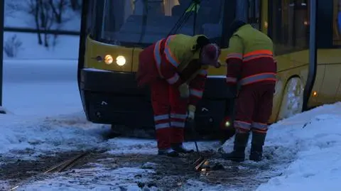 Uszkodzona zwrotnica na Wyścigach. Tramwaje opóźnione