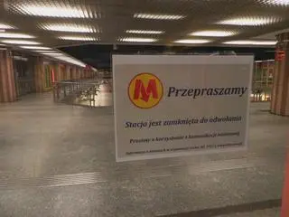 Akcja służb na stacji metra Centrum