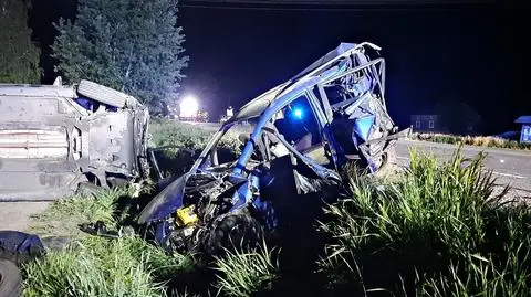 Wypadek na krajowej "pięćdziesiątce". Jedna osoba nie żyje, cztery w szpitalu, w tym dziecko 