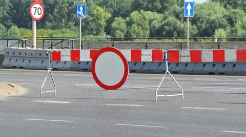 Wisłostrada była zamknięta do południa, samoloty i śmigłowce nad Wisłą