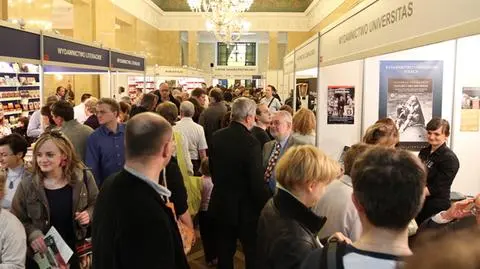 Książki z Indii i Tajwanu w Pałacu Kultury