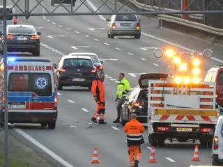 Utrudnienia na A2 przy zjeździe na Pruszków