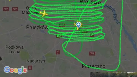 Samoloty rejsowe krążą, bo awionetka testuje nowy laser