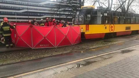 Tramwaj potrącił pieszego na Woli. Mężczyzna nie żyje