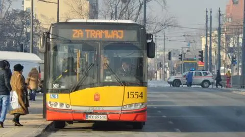 Awaria przy Wiatraku. Stały tramwaje