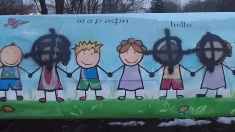 Znów rasistowskie znaki na muralu. "Biały Targówek"