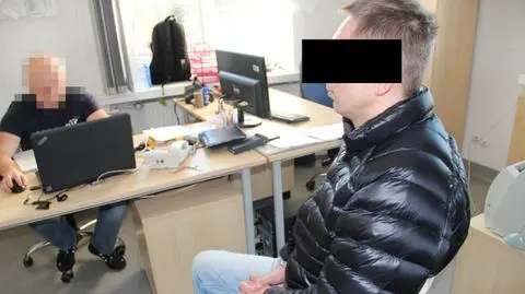 Chciał się spotkać z 14-latką, czekali na niego policjanci