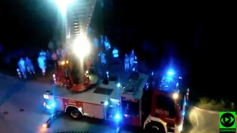 Dym w mieszkaniu. Ewakuowano lokatorkę