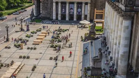 Pomysły na plac Defilad "nie spotkały się ze społeczną akceptacją"