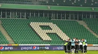 Legia zagra u siebie bez wsparcia kibiców