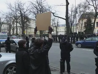 Protest przed siedzibą TK