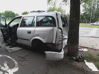 Zderzenie autobusu z autem