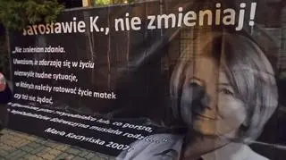 Protestujący przed domem Kaczyńskiego