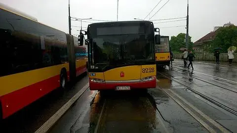 Awaria autobusu zablokowała most