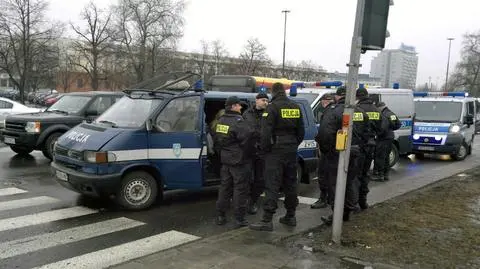 Radiowóz uderzył w mitsubishi na Czerniakowskiej