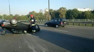 BMW dachowało w Dolinie Służewieckiej