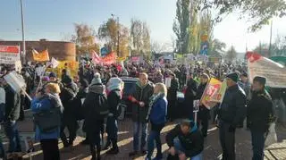 Protest przeciwko budowie linii 400kV