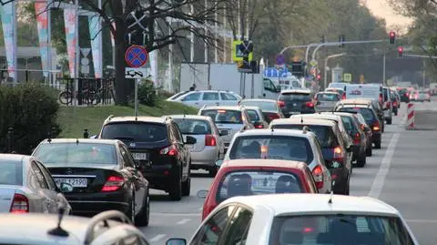 Poranek na objazdach Wisłostrady. "Nie jest źle"