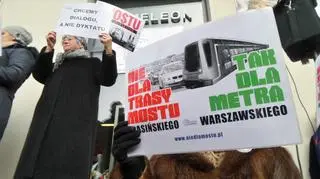 Protest przeciwników mostu Krasińskiego