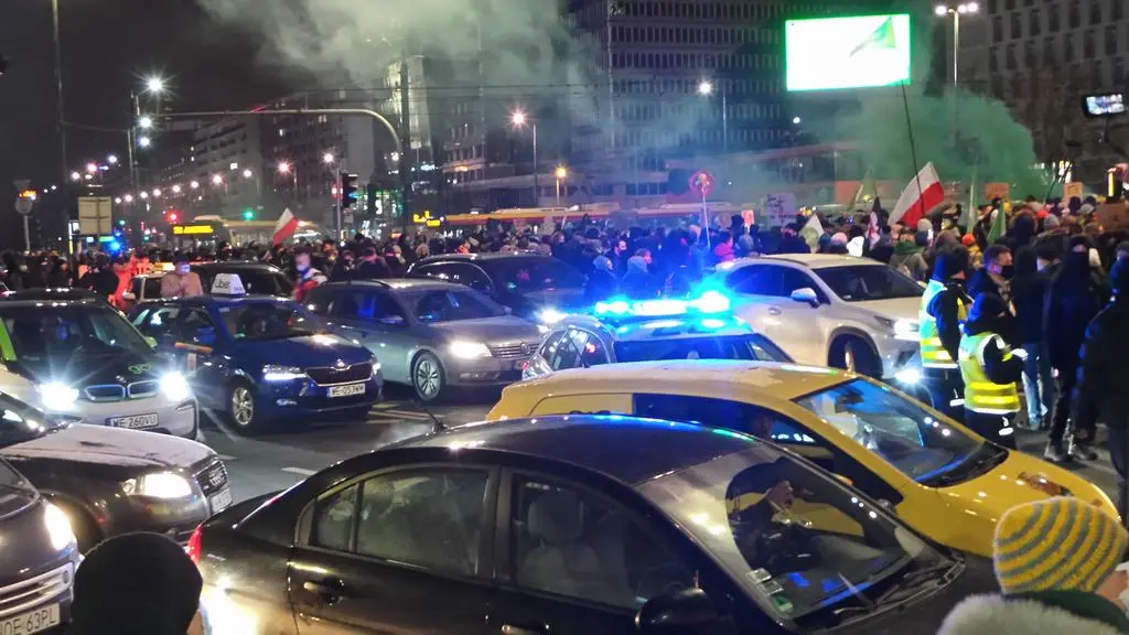 Kierowcy utknęli pomiędzy protestującymi