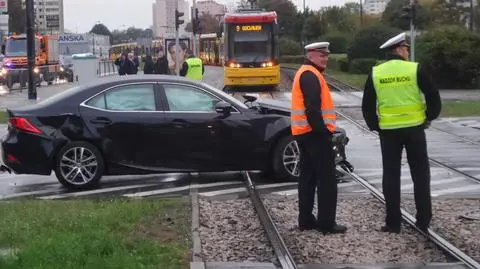 Wypadek na Towarowej. Nie jeździły tramwaje