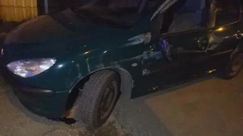 Peugeot dachował na Trakcie Brzeskim