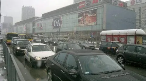 Popadało, korki w centrum 