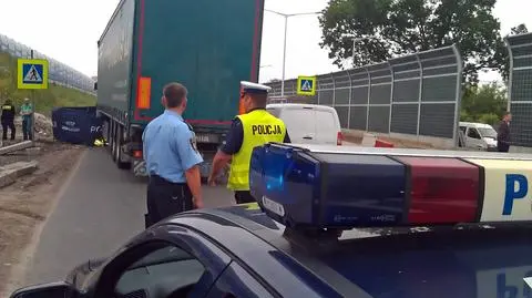 Rowerzysta zginął pod kołami ciężarówki