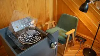 Elektra reading room