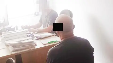Policja: gdy zobaczył psa na poboczu, przyspieszył i go potrącił. Zwierzę nie przeżyło