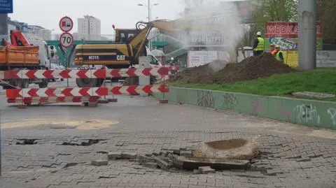 Awaria rury na Szwoleżerów. 28 budynków bez ciepłej wody