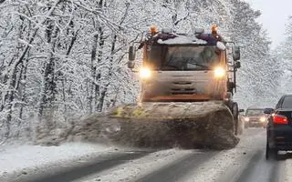 Intensywne opady śniegu w stolicy