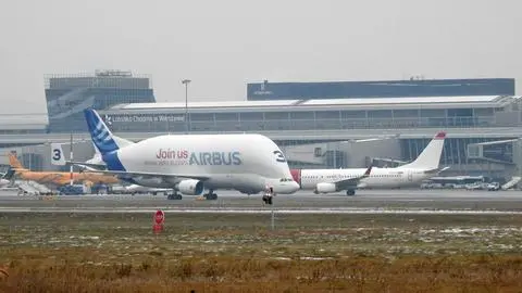 Airbus Beluga odleciał z lotniska Chopina