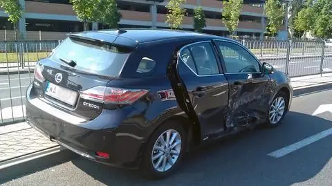 Zderzenie lexusa z oplem