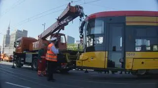 Tramwaj wypadł z toru na Marszałkowskiej