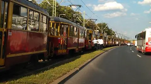 Problem z pantografem. Tramwaje stanęły na 30 minut