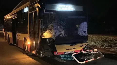 Motocyklista zderzył się czołowo z autobusem. 29-latek nie przeżył