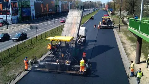 Ciężki sprzęt na Łazienkowskiej