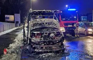 Pożar busa w Markach