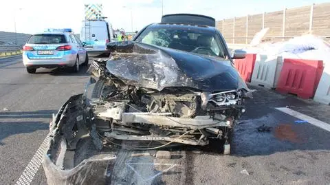 Śmiertelny wypadek na S8. Kierowca i pasażer uciekli z miejsca zdarzenia. Usłyszeli zarzuty