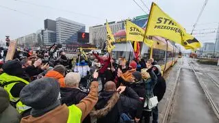 Protest na rondzie Dmowskiego