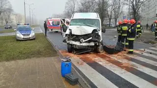 Zderzenie dostawczaka z tramwajem