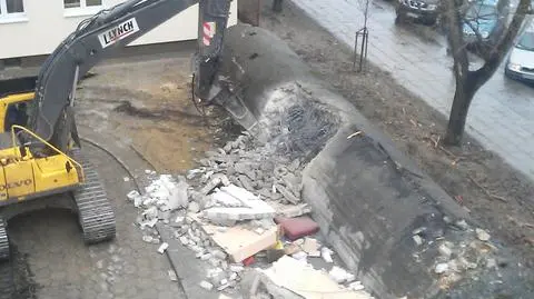 Burzą schron, bo chcą ogrodzić osiedle