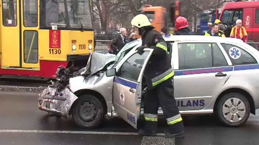Wypadek karetki i ambulansu