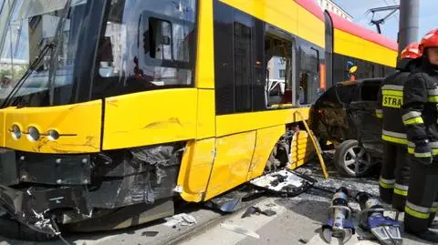 Po groźnym wypadku na Grójeckiej: dlaczego tramwaj minął przystanek?