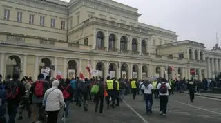 Protest przed ratuszem