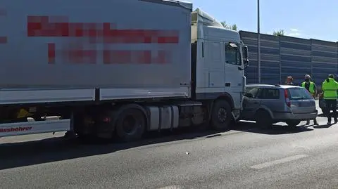 Kolizja z udziałem ciężarówki na S8